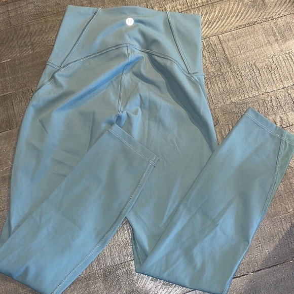 Lululemon Train Times 7/8 Pant *25"
Celadon - Picture 5 of 10